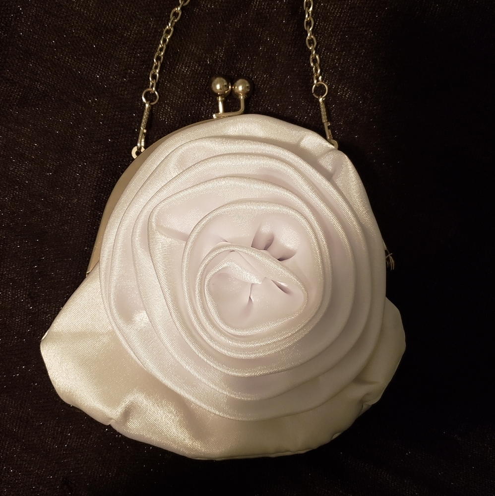 Rosette clutch